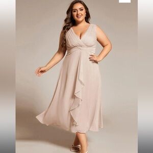 Elegant Cream Midi Dress